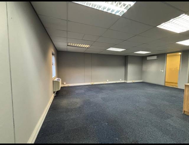 60M² OFFICE TO LET IN TYGER VALLEY